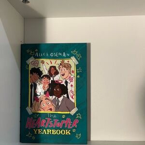 Heartstopper yearbook